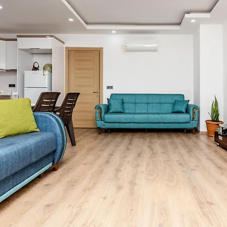 Apartmán Spacious Flat With Balcony In Mugla Mumcular