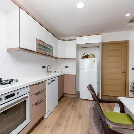Apartmán Spacious Flat With Balcony In Mugla *